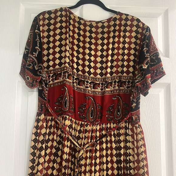 Large Dress 👗 - Picture 7 of 13